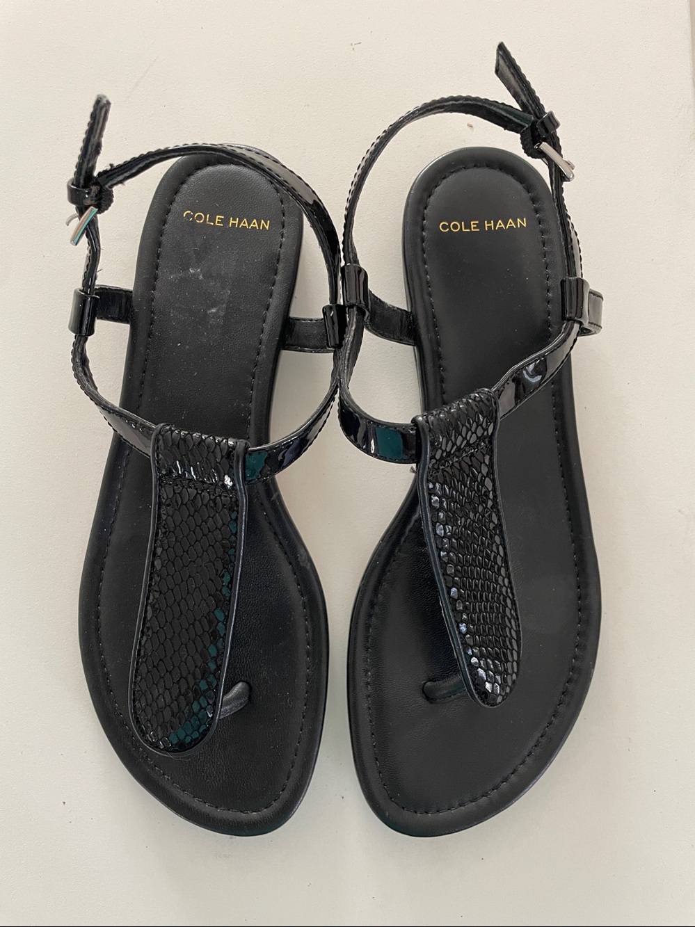 Cole Haan Black Patent Leather Snake Thong T Strap Flat Sandals
6M - Picture 2 of 6